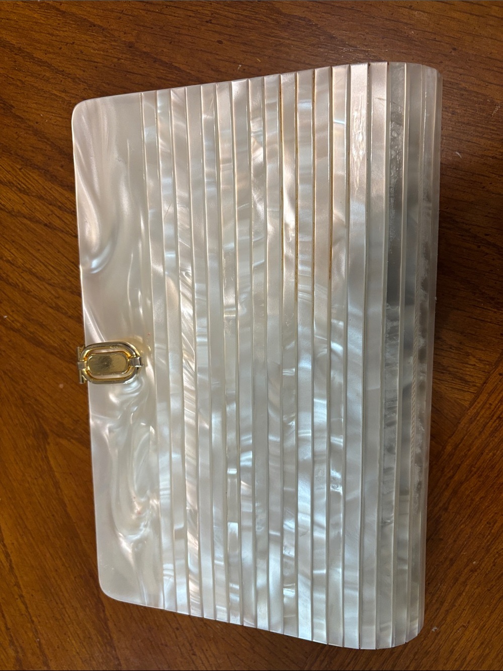 Elegant Pearl-Effect Clutch Bag with Gold Accent